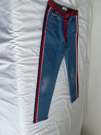 Jean avec ceinture catimini, bleu et rouge fille 10