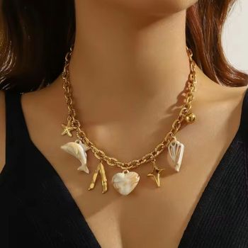 Collier dauphin 🐬  coeur ♥️ ✅