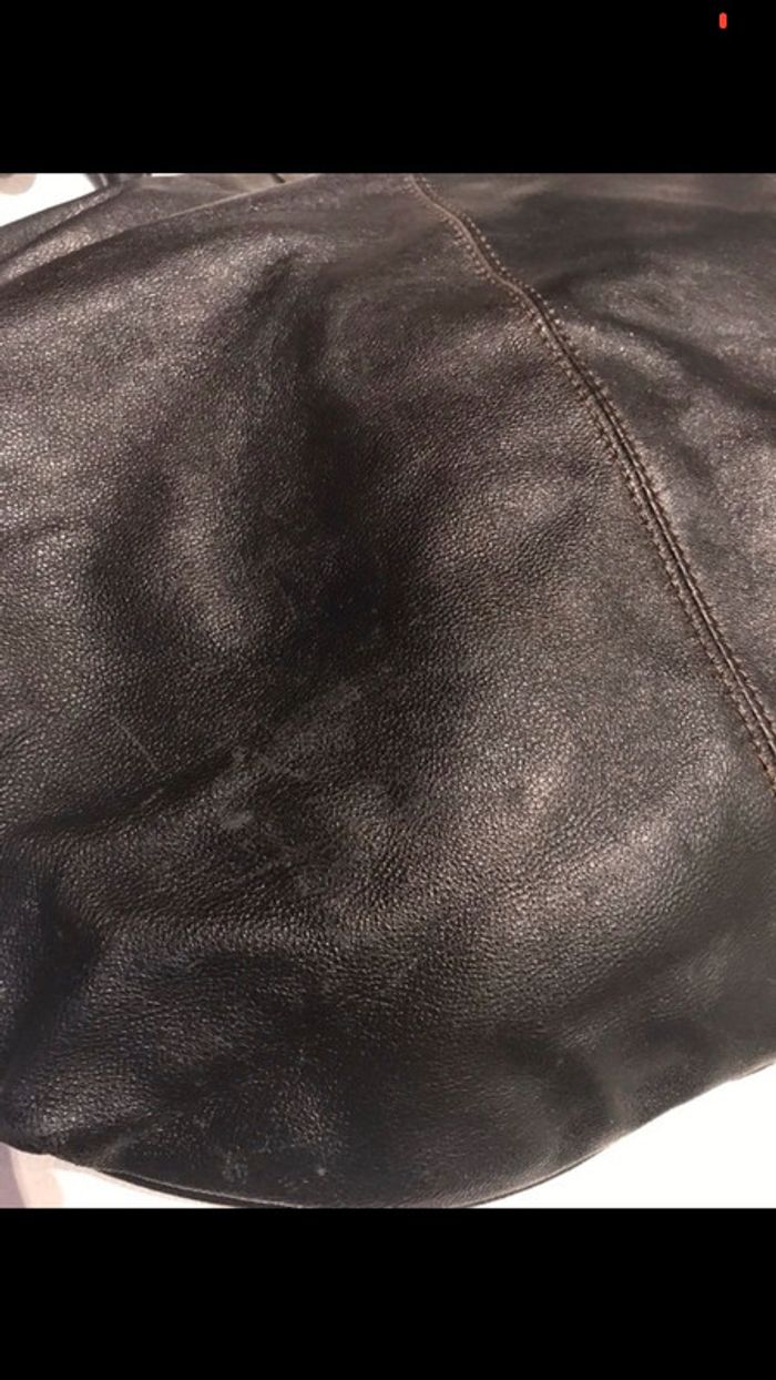 Sac à main en cuir noir Séquoia porté épaule - photo numéro 3
