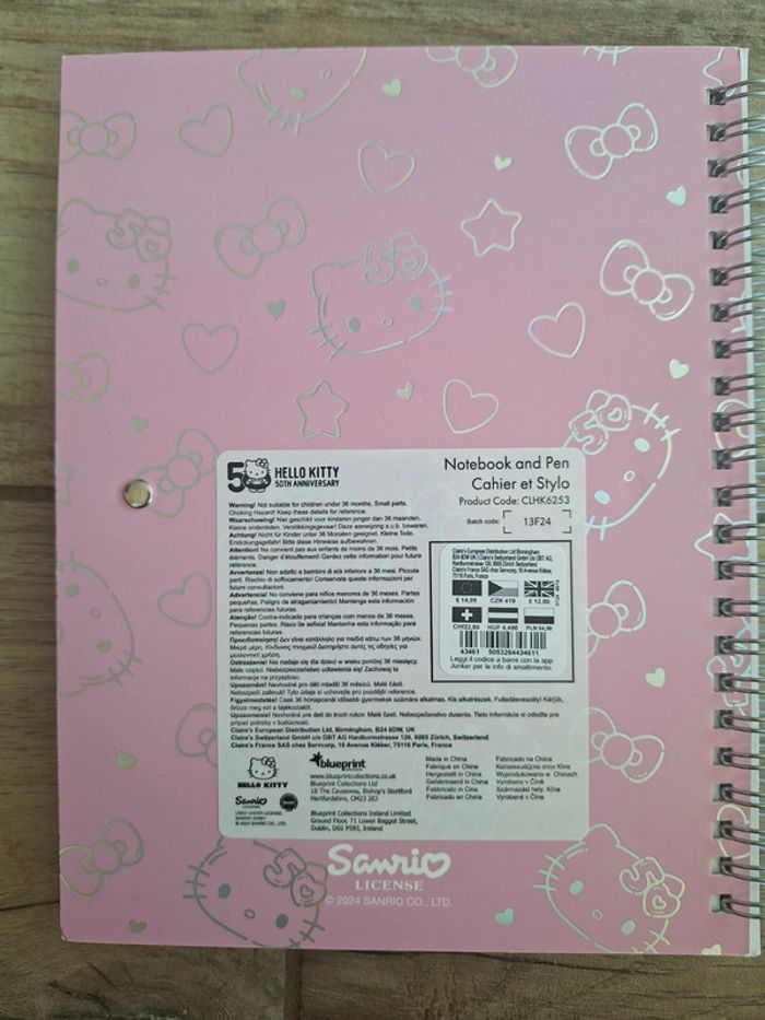 Cahier de notes hello kitty - photo numéro 3