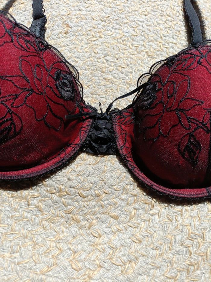 Soutien gorge dentelle - photo numéro 3