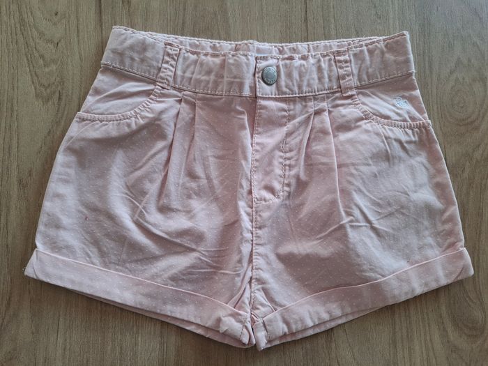 Short rose obaibi 23 mois