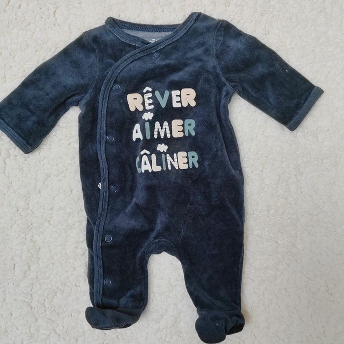 Lot 5 pyjamas taille 0 naissance - photo numéro 4