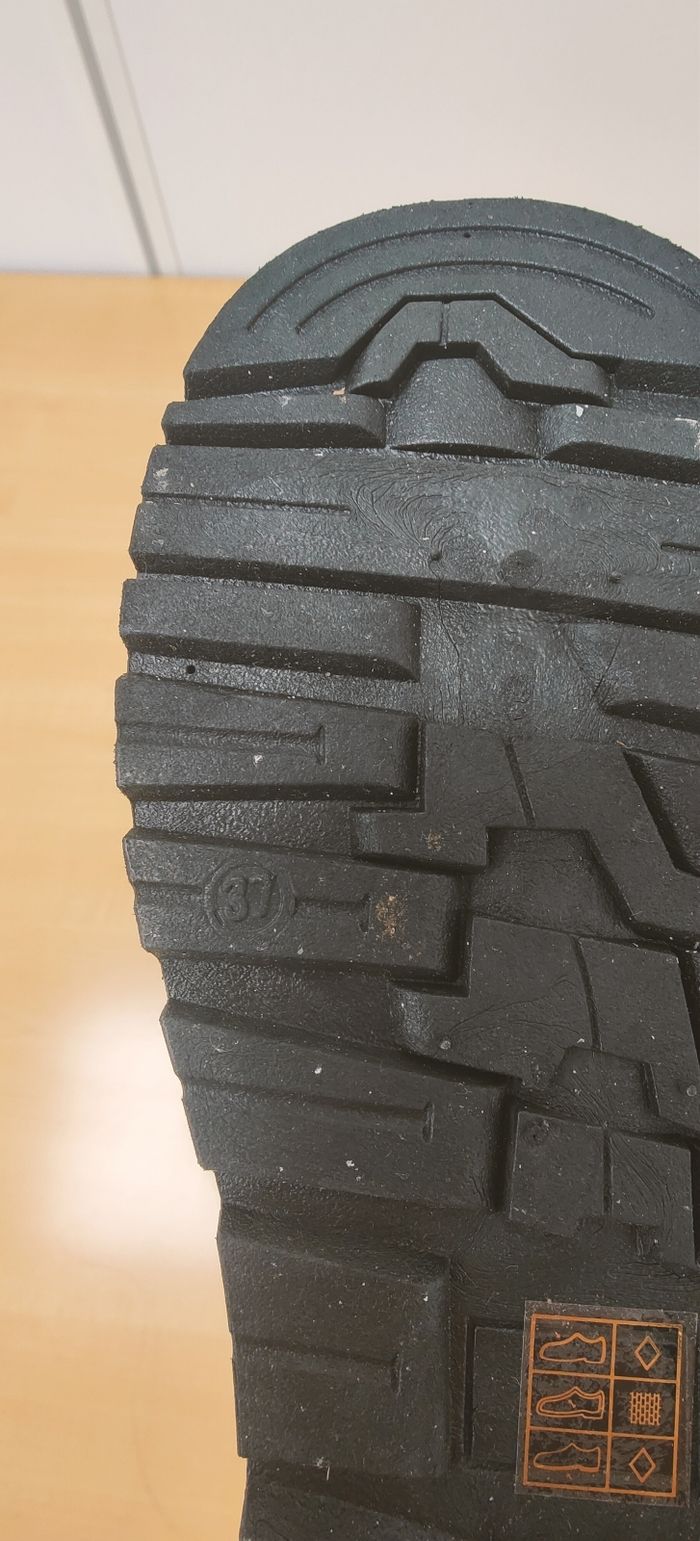 Boots fourrées femme en 37 Burton of London - photo numéro 8