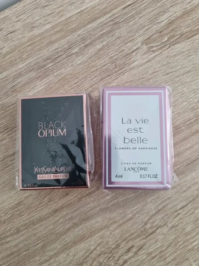 Échantillon la vie est belle et Black Opium - photo numéro 2