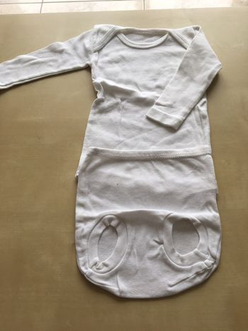 Ensemble manche longue et petit slip