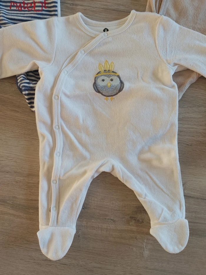 Lot pyjamas garçon 1 mois - photo numéro 3