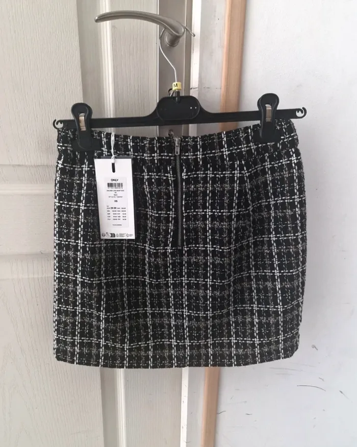Jupe Only taille XS neuve avec étiquette - photo numéro 3