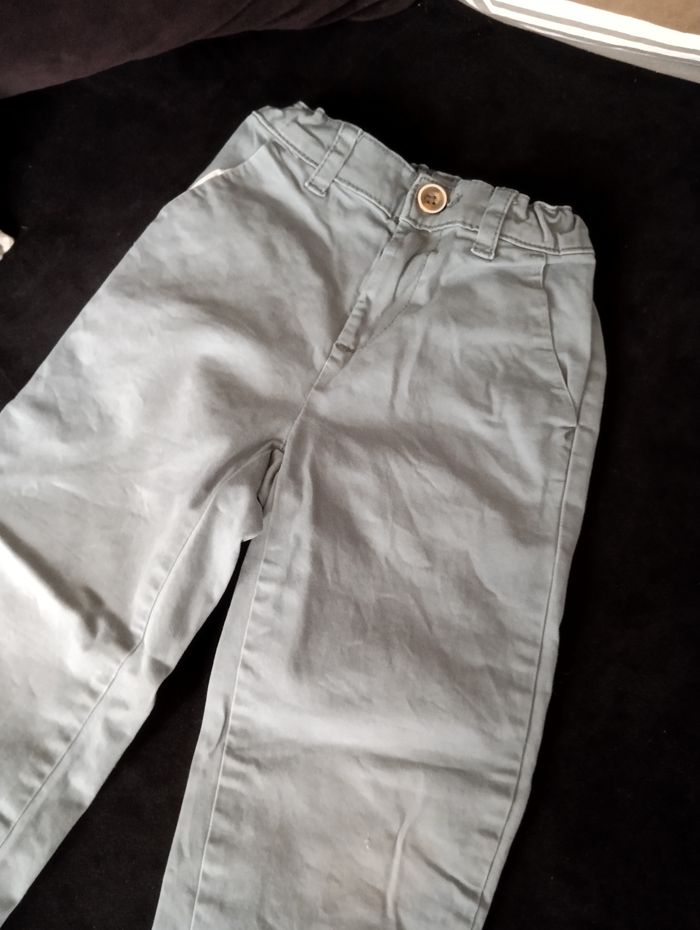2 pantalons - photo numéro 4