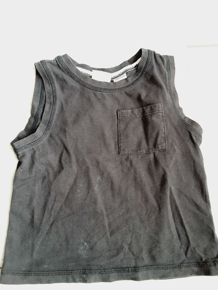Vêtement bébé garçon tee-shirt débardeur noir Zara 2 ans - photo numéro 2