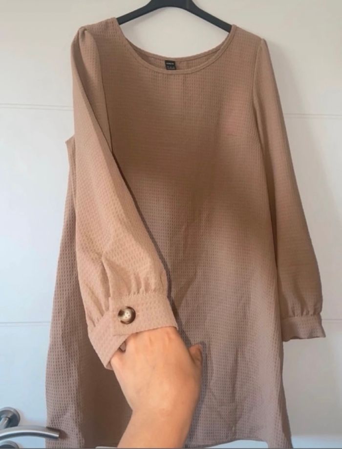 Robe beige taille L - photo numéro 2