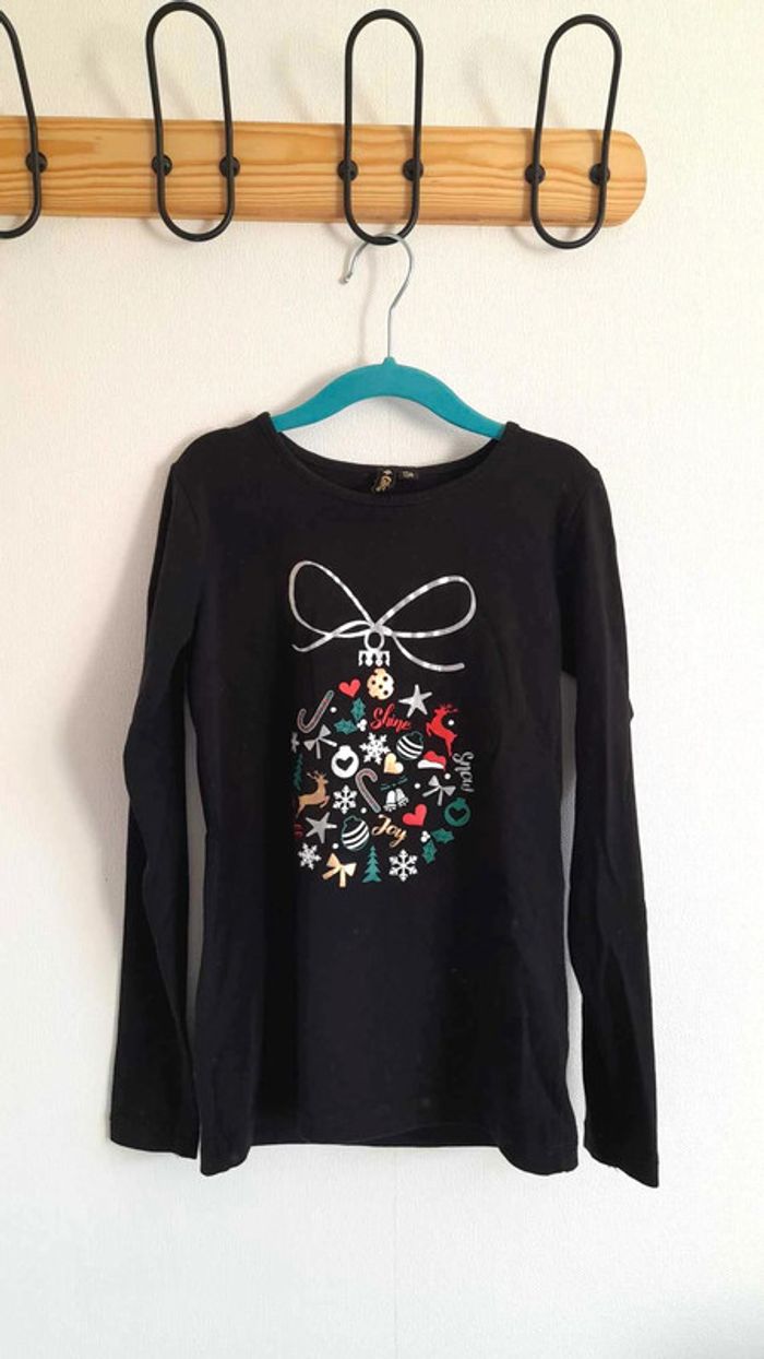 Tee-shirt noir manches longues motif Noël 10 ans
