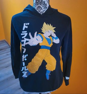 Pull enfant très bon état