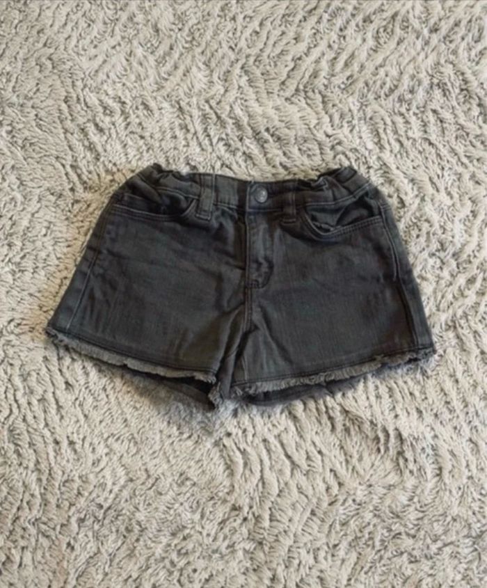 lot de vetents en taille 4 ans - photo numéro 3