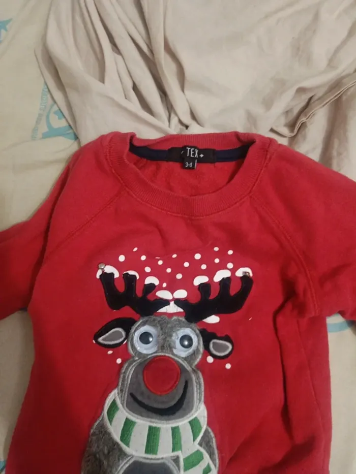 Lot de 2 pull de noel yeux ou nez en relief taille 3 4 ans - photo numéro 4