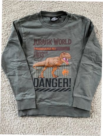 Pull sweat vert Jurassic world dinosaures taille 8 ans Gémo