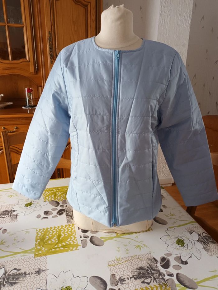 Doudoune légère taille S-38/40