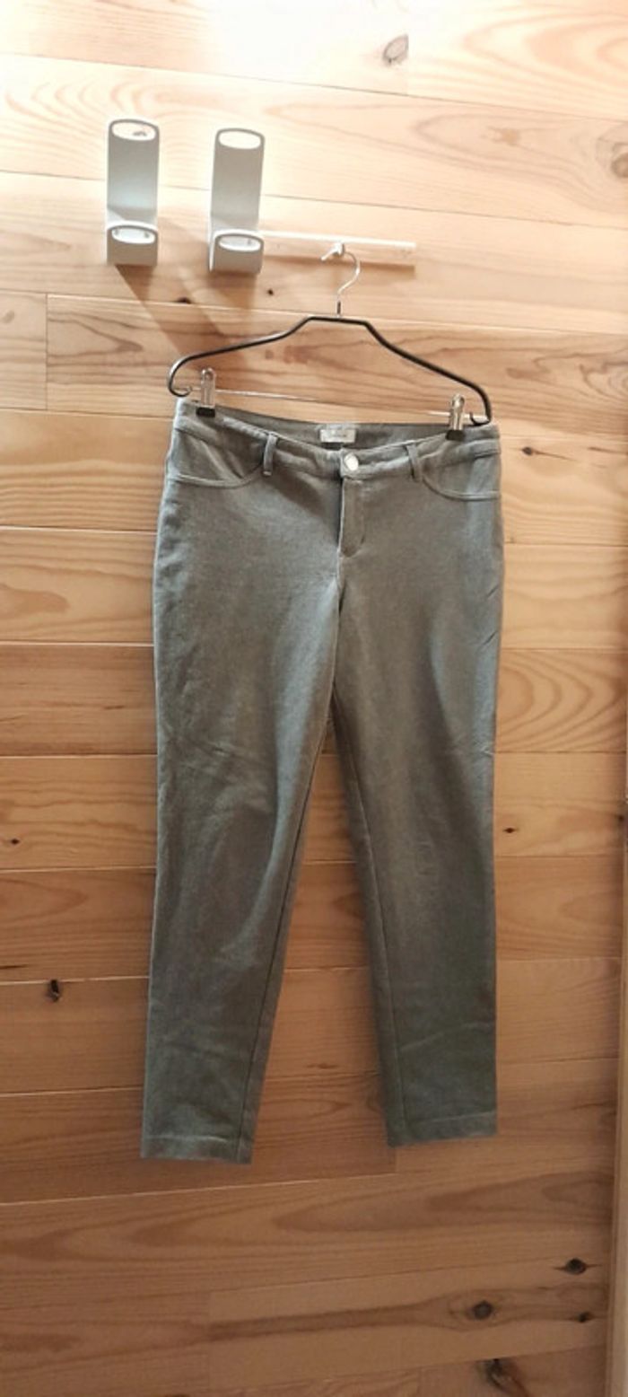 Pantalon gris T 38/40