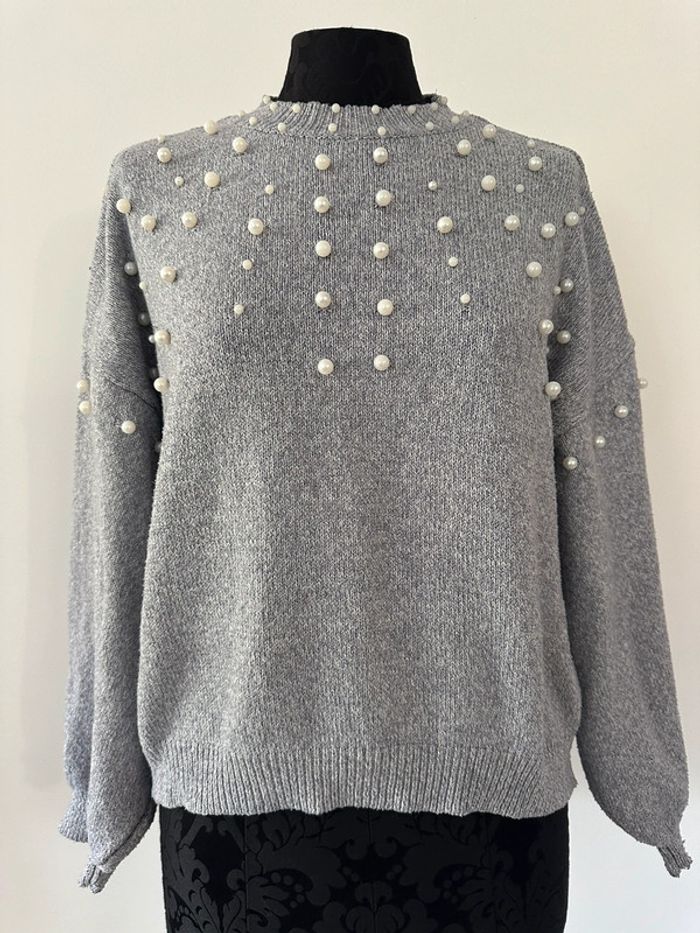 Pull gris à perles - photo numéro 3