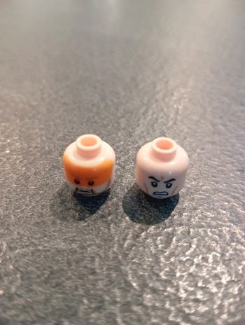 2 têtes figurines lego
