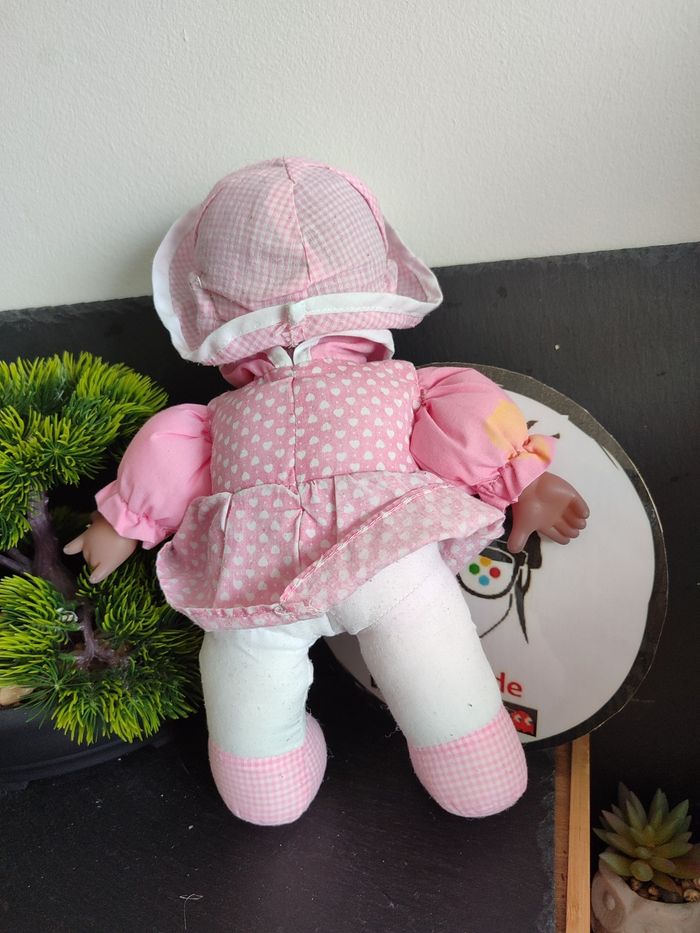 poupée poupon bébé blonde rose noir rose robe coeur bonnet carreau vichy PE0256 - photo numéro 2