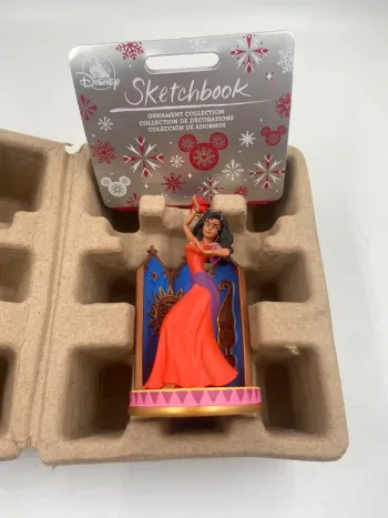 Ornement Esmeralda, Le Bossu de Notre-Dame / Sketchbook Boule de Noël