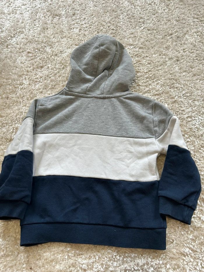 Sweat à capuche tricolore • 3/4 ans • Primark - photo numéro 3