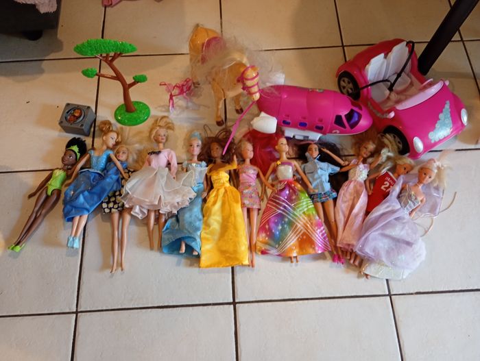 Lot barbie - photo numéro 3