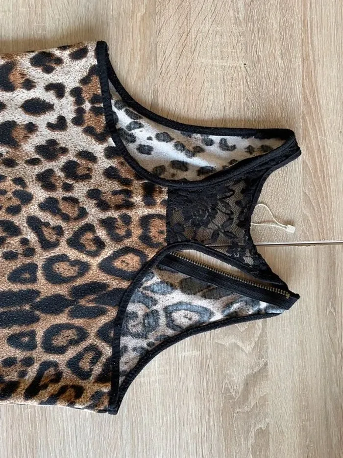 2 T shirt leopard - photo numéro 2