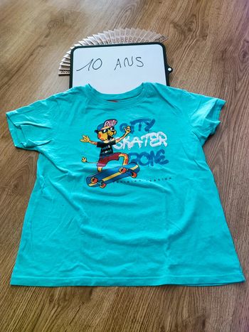 T-shirt taille 10 ans