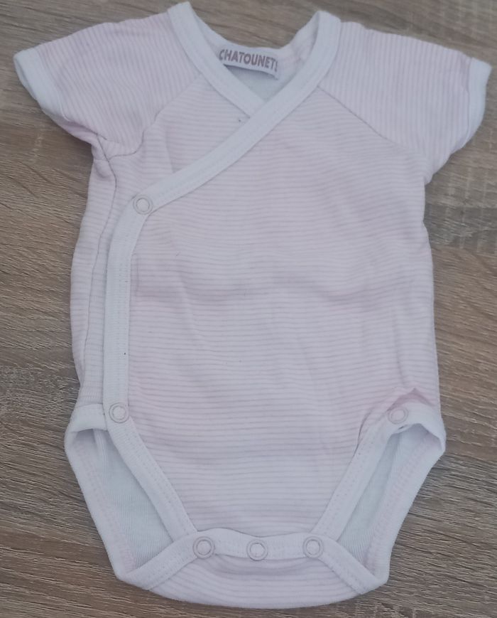 Lot de 2 body et 1 t-shirt manche courte fille 1 mois - photo numéro 5