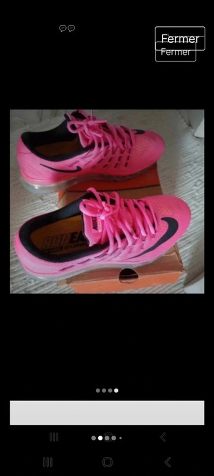 Baskets Nike max rose taille 40
de
2016 - photo numéro 4