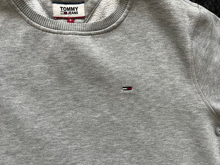 Sweat / pull Tommy Hilfiger gris homme Taille S - Tres bon etat - photo numéro 6