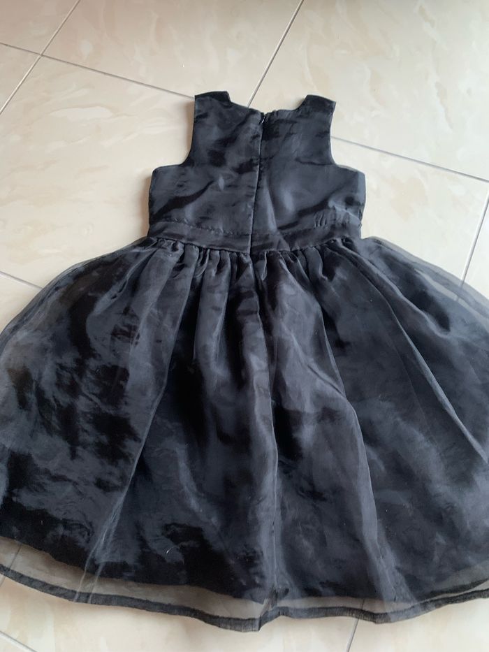 Jolie robe noire - photo numéro 7