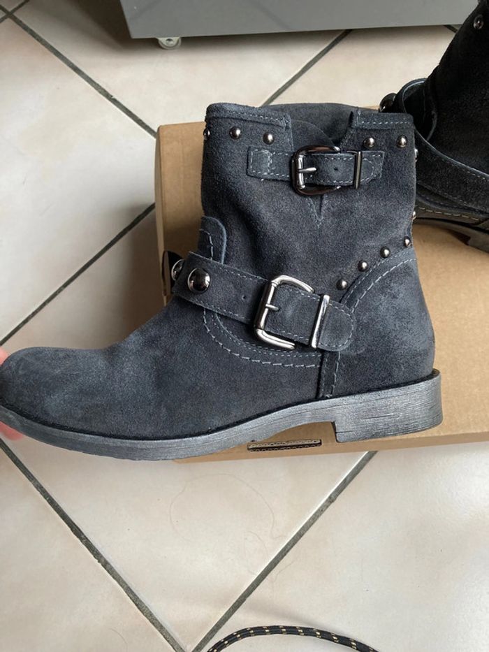 Neuves - bottines BATA nubuck grises 38 - photo numéro 5