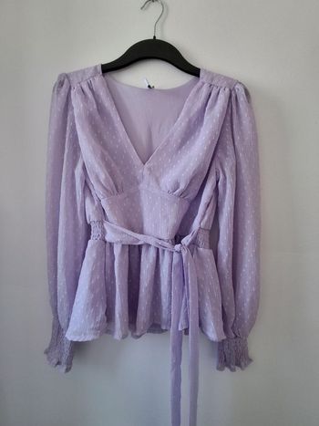 Magnifique blouse lilas printanière au style romantique - taille M - très bon état
