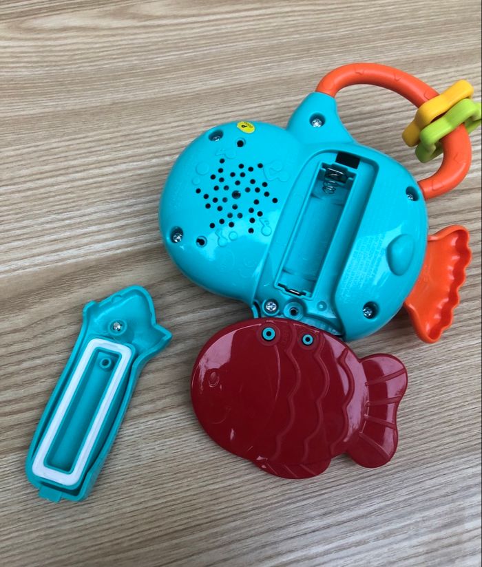 Hochet P’tit pingouin en très bon état - Vtech - 6/24 mois - photo numéro 3