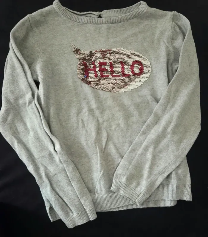 Pull léger T.8 ans