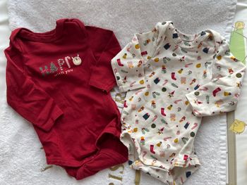 Lot 2 bodies manche longue neuf 1 mois