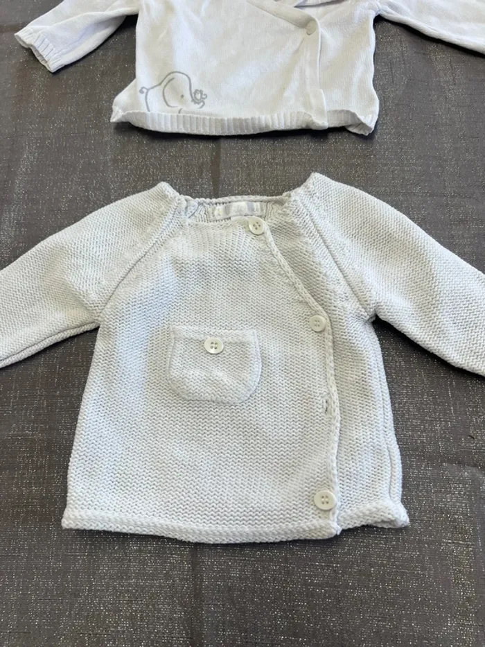 Lot de 2 gilets naissance - photo numéro 2