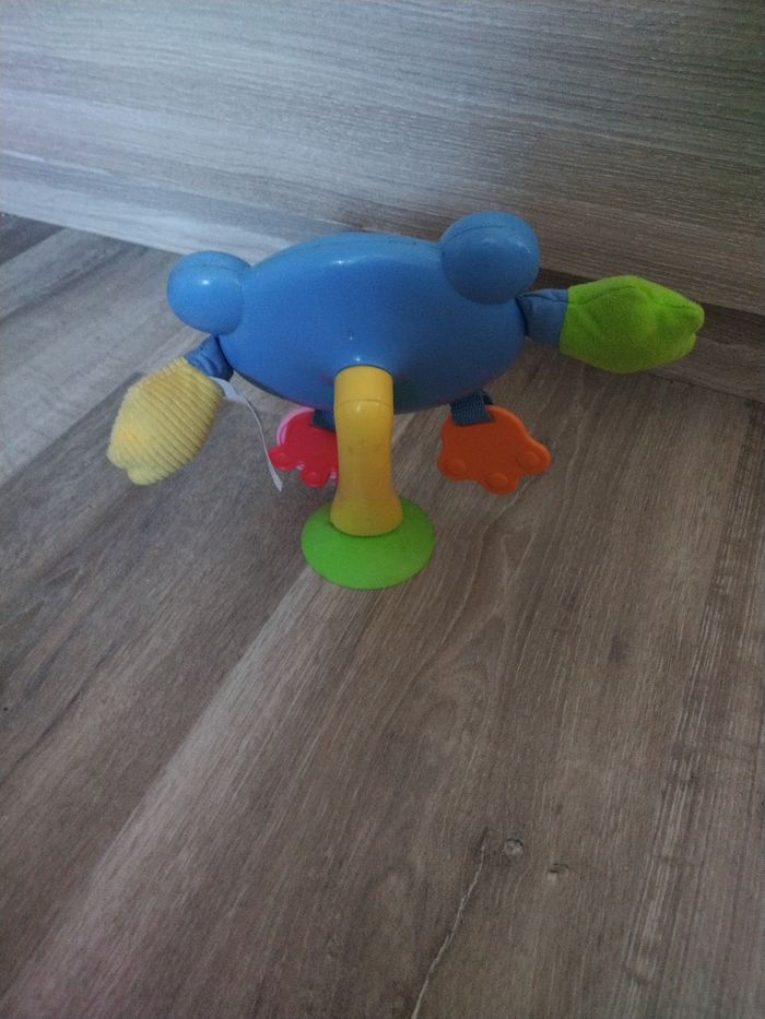 Jeu à ventouse - photo numéro 2