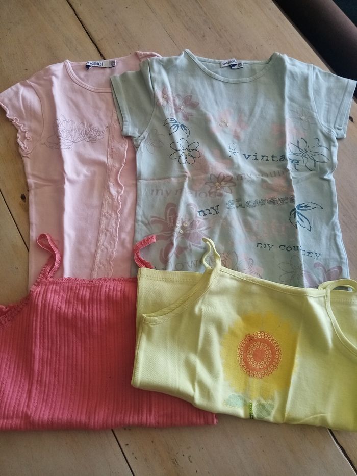 Lot de t-shirts fillette 8 ans