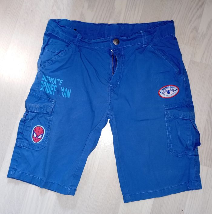 Bermuda bleu roi Spiderman Marvel 
T. 7-8 ans
