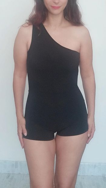Combishort noir asymétrique dos ouvert TU