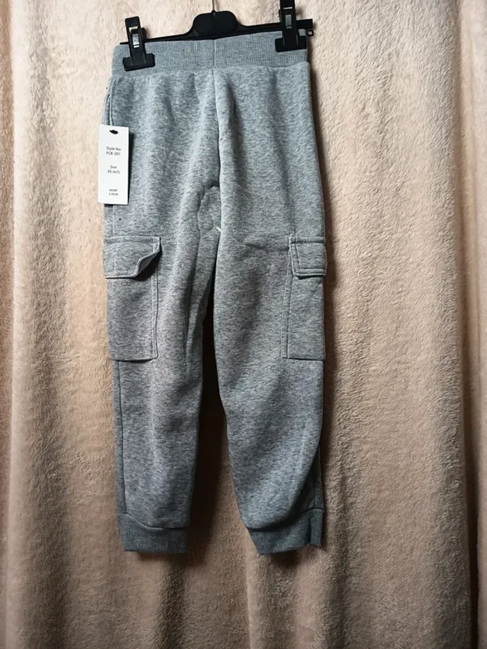 Pantalon sport cargo enfant. Marque Profile (A330) - photo numéro 7