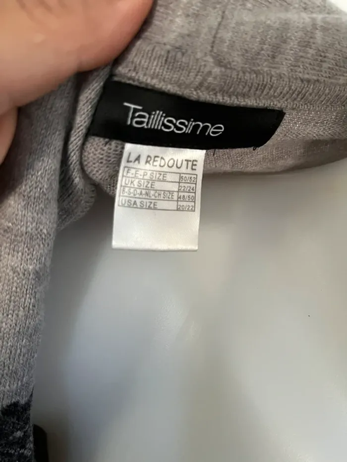 Magnifique pull lon avec gilet intégré taillissime taille 50/52💫 - photo numéro 5