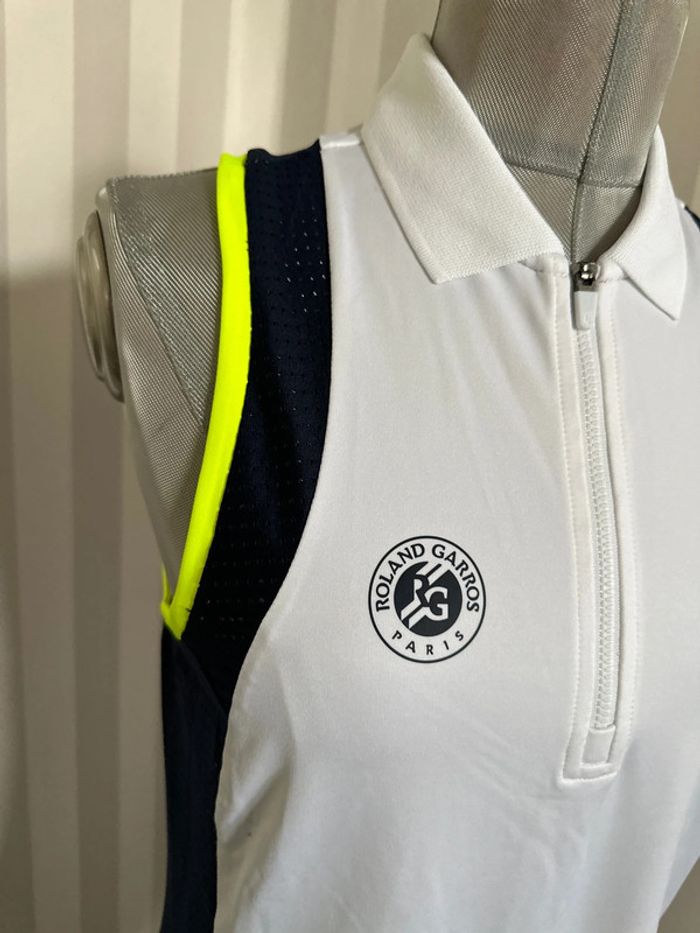 Robe Lacoste Roland Garros T:38 - photo numéro 2