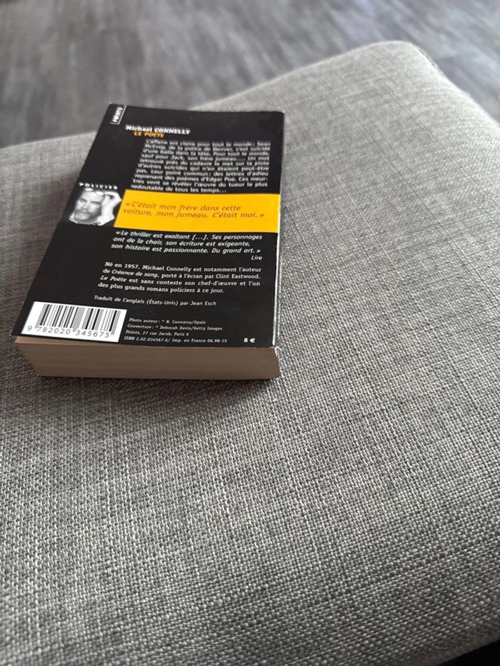 Livre le poète - Michael connelly - photo numéro 7