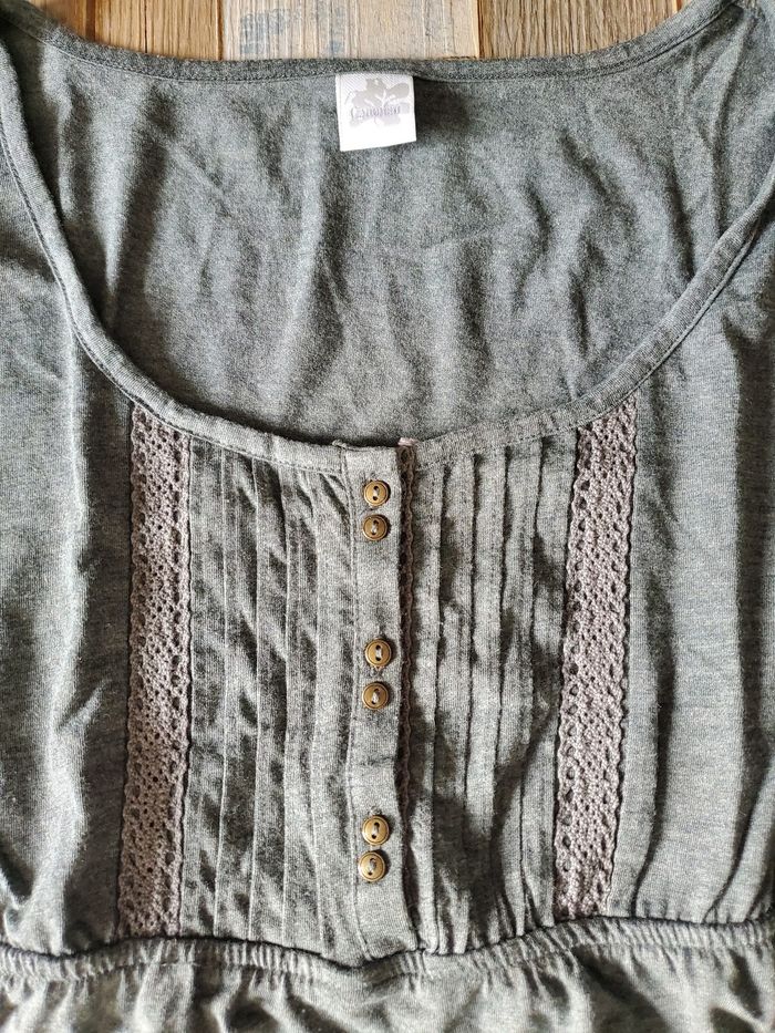 Haut taille 40 - photo numéro 2