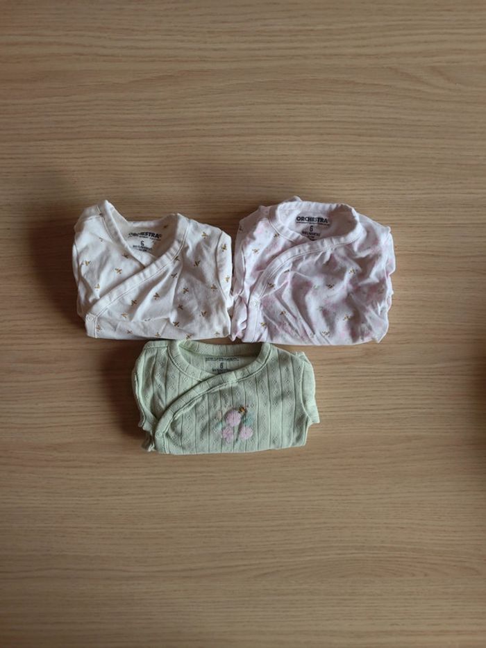 Lot de bodies 6 mois